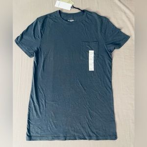 NWT - Goodfellow & Co brand - Men’s T-Shirt - Size Small